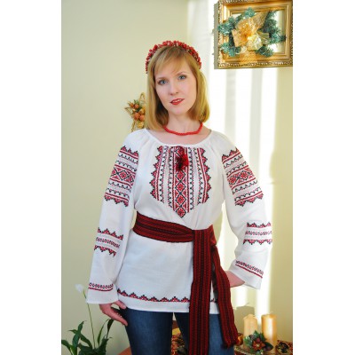 Embroidered blouse "Olena"